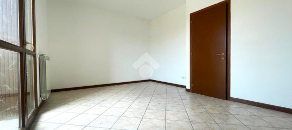 2 غرف نوم فيلا في Cremona, Italy رقم 298375 9