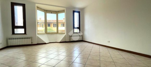 2 غرف نوم فيلا في Cremona, Italy رقم 298375 20