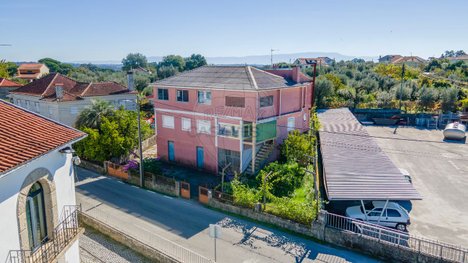 6 bedrooms House in Lajeosa do Dao, Portugal No. 181462