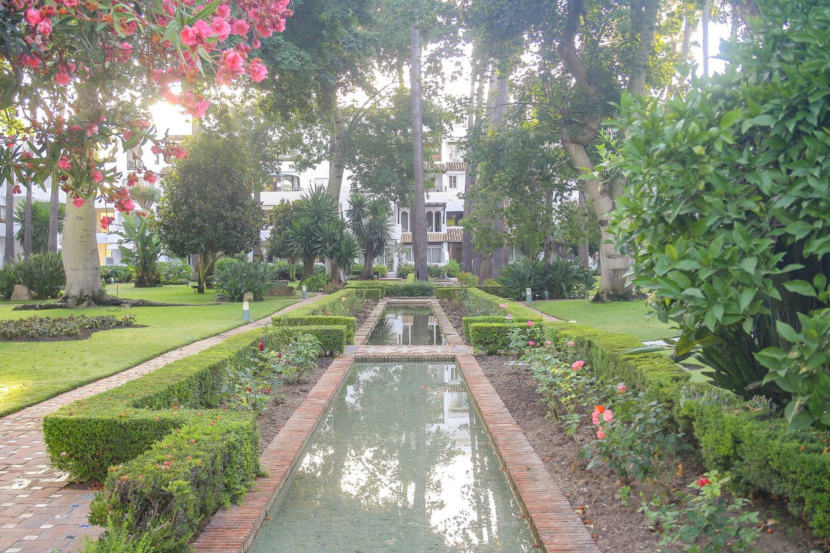 Ático de 3 dormitorios en Marbella, Spain No. 184964