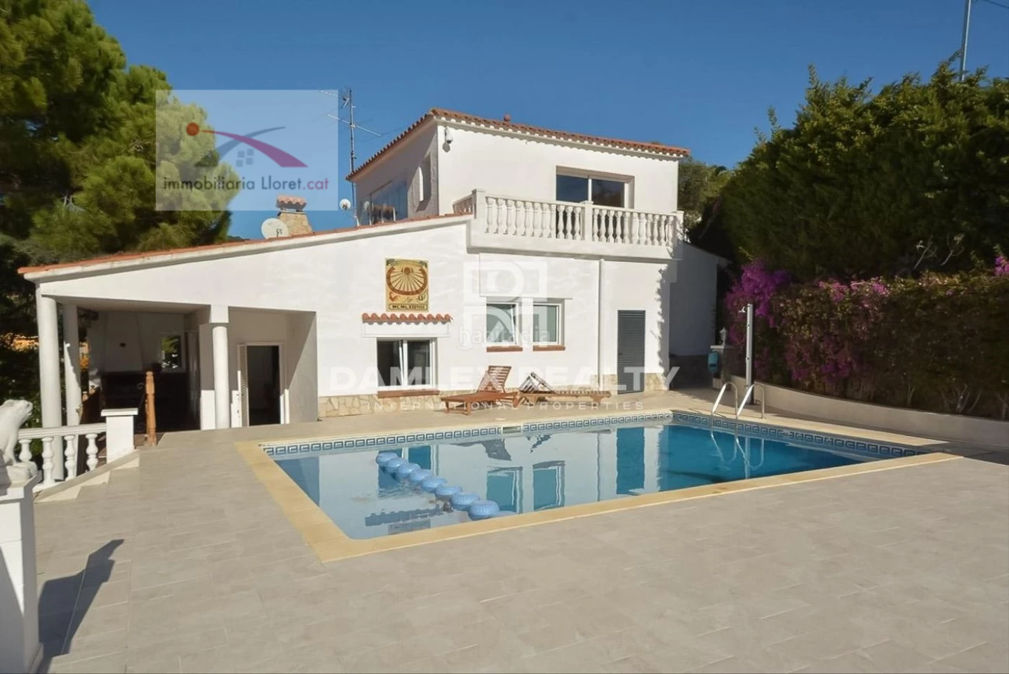 6 bedrooms Villa in Lloret de Mar, Spain No. 73875