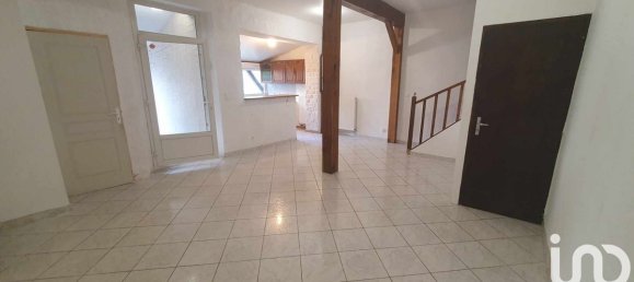 Таунхаус с 5 комнатами в Сен-Дизье, Франция № 253338 3