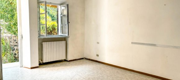 Casa de 3 habitaciónes en Grignasco, Italy No. 236044 9