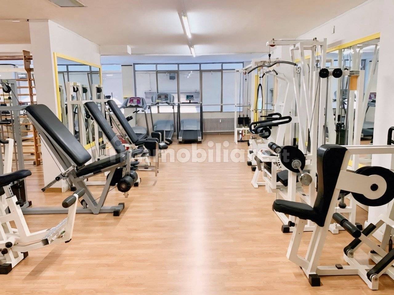 260m² Office in Padua, Italy No. 341423