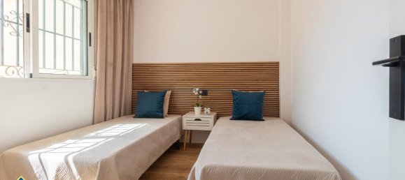 3 chambres Maison de ville à Alicante, Spain No. 186643 17