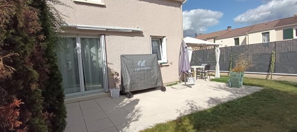 Casa de 3 dormitorios en Cergy, France No. 335018 10