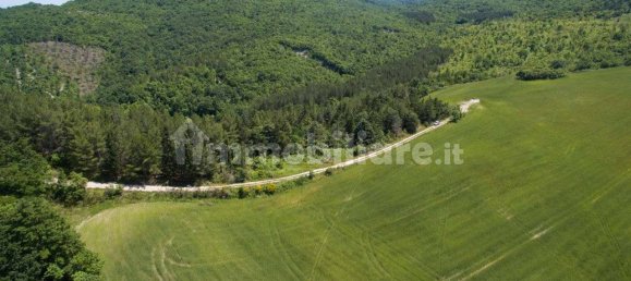 3 Schlafzimmer Haus in Belforte all'Isauro, Italy, Nr. 260240 27