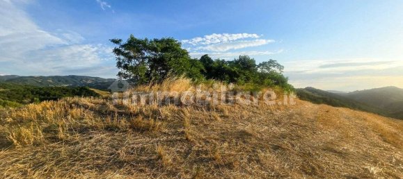 3 Schlafzimmer Haus in Belforte all'Isauro, Italy, Nr. 260240 7
