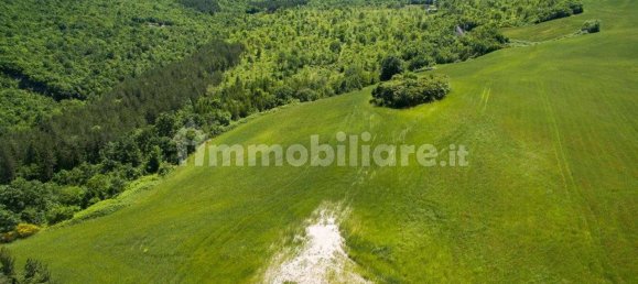 3 Schlafzimmer Haus in Belforte all'Isauro, Italy, Nr. 260240 16
