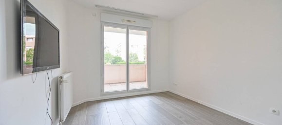 2 bedrooms Apartment in Creteil, France No. 318591 4