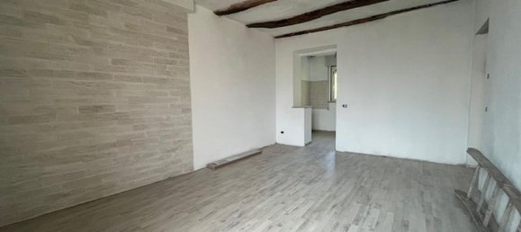 Apartamento de 3 habitaciónes en Varese, Italy No. 311954 2
