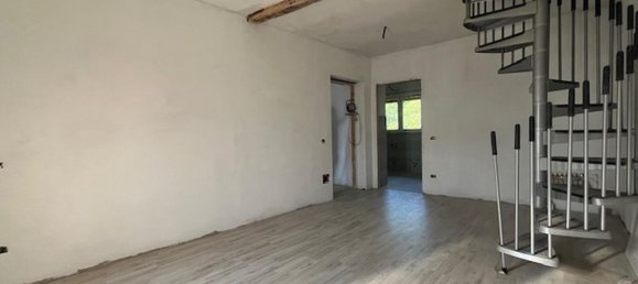Apartamento de 3 habitaciónes en Varese, Italy No. 311954 11