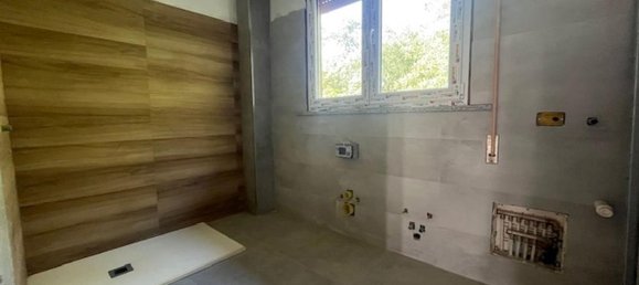 Apartamento de 3 habitaciónes en Varese, Italy No. 311954 17