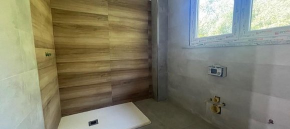 Apartamento de 3 habitaciónes en Varese, Italy No. 311954 16