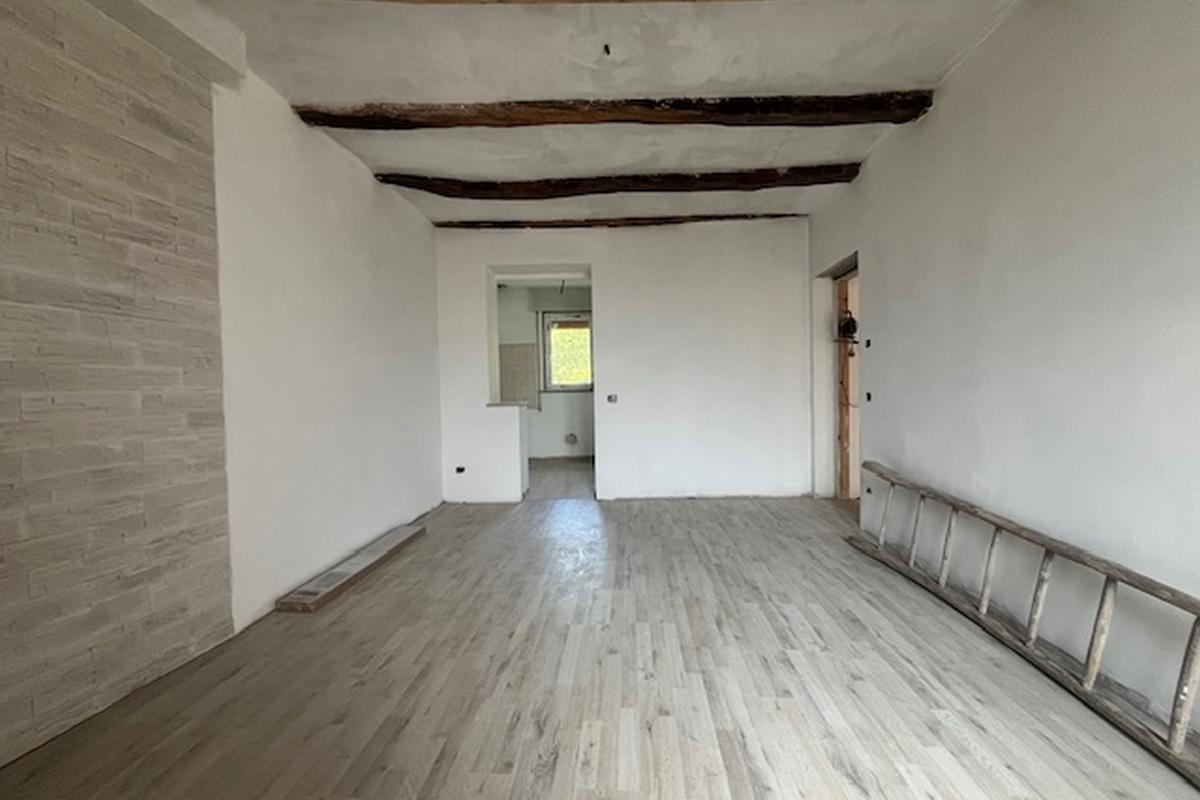 Apartamento de 3 habitaciónes en Varese, Italy No. 311954