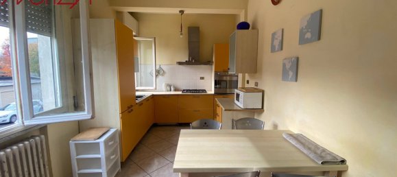 3 bedrooms Apartment in Lucca, Italy No. 133875 4