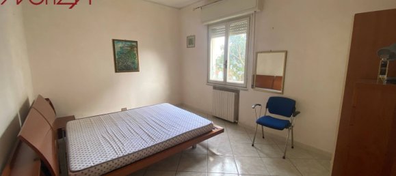 3 bedrooms Apartment in Lucca, Italy No. 133875 9