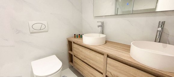 3 bedrooms Apartment in Fuengirola, Spain No. 179934 9