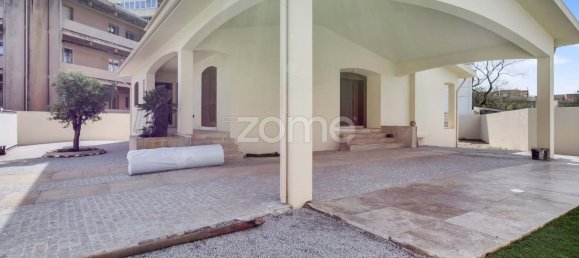 4 غرف نوم منزل في Vila Nova de Gaia, Portugal رقم 16742 3