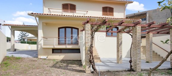 4 غرف نوم منزل في Vila Nova de Gaia, Portugal رقم 16742 5