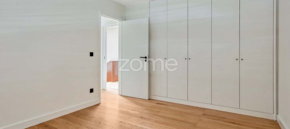 4 غرف نوم منزل في Vila Nova de Gaia, Portugal رقم 16742 12