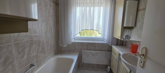 4-salle Appartement à Bayreuth, Germany No. 370259 8