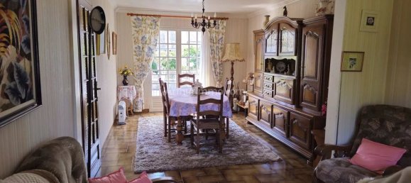 2 Schlafzimmer Haus in Guingamp, France, Nr. 284912 3