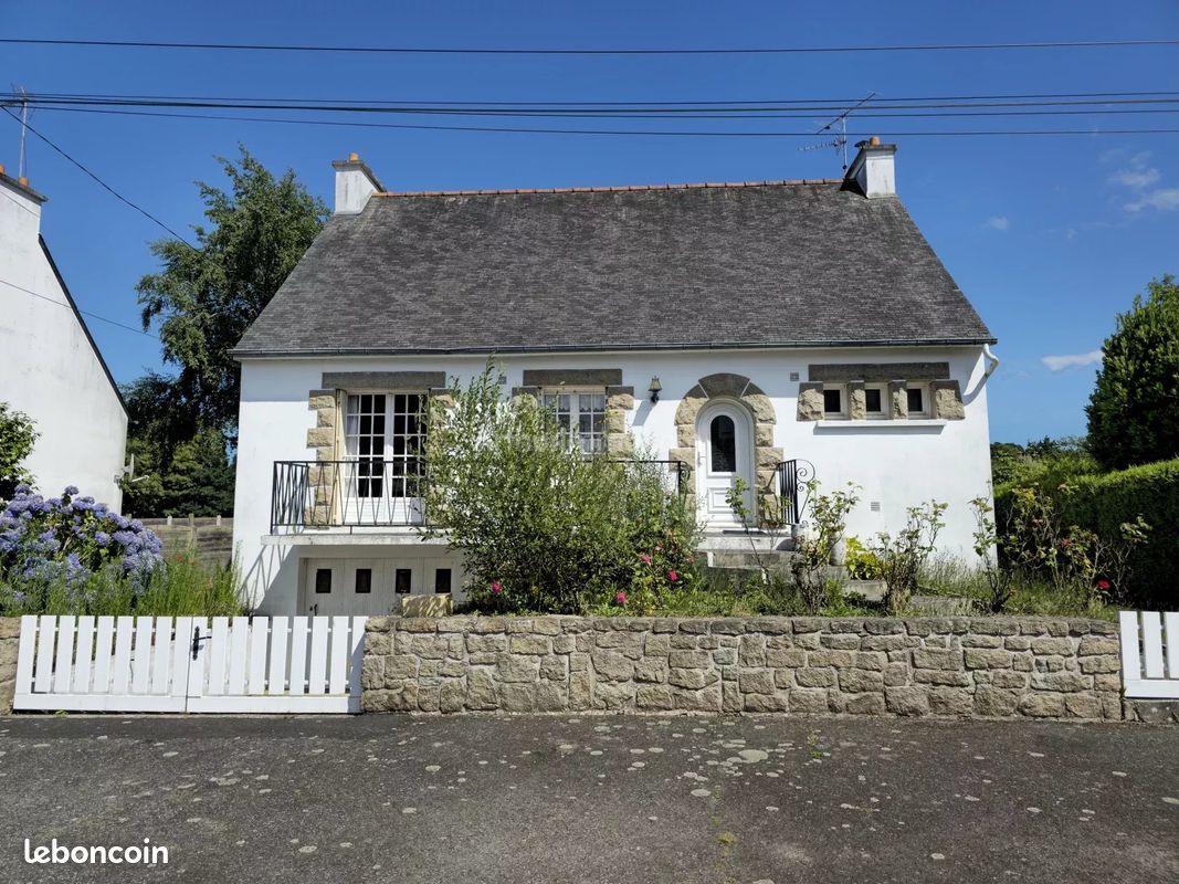 2 Schlafzimmer Haus in Guingamp, France, Nr. 284912