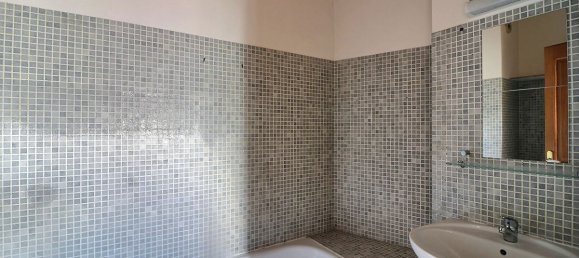 2 Schlafzimmer Wohnung in Puteaux, France, Nr. 146577 12