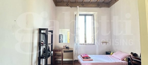 Apartamento de 5 dormitorios en Siena, Italy No. 289080 3