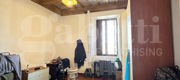 Apartamento de 5 dormitorios en Siena, Italy No. 289080 5