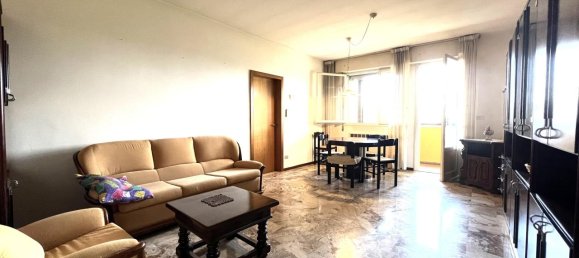 3 rooms Apartment in Crevalcore, Italy No. 162782 4