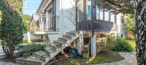 5 bedrooms House in Ormesson-sur-Marne, France No. 147600 16