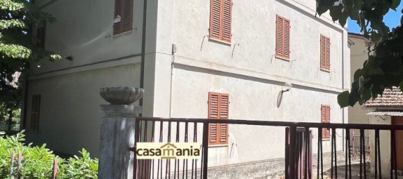 8-Zimmer Haus in Pergola, Italy, Nr. 292003 3