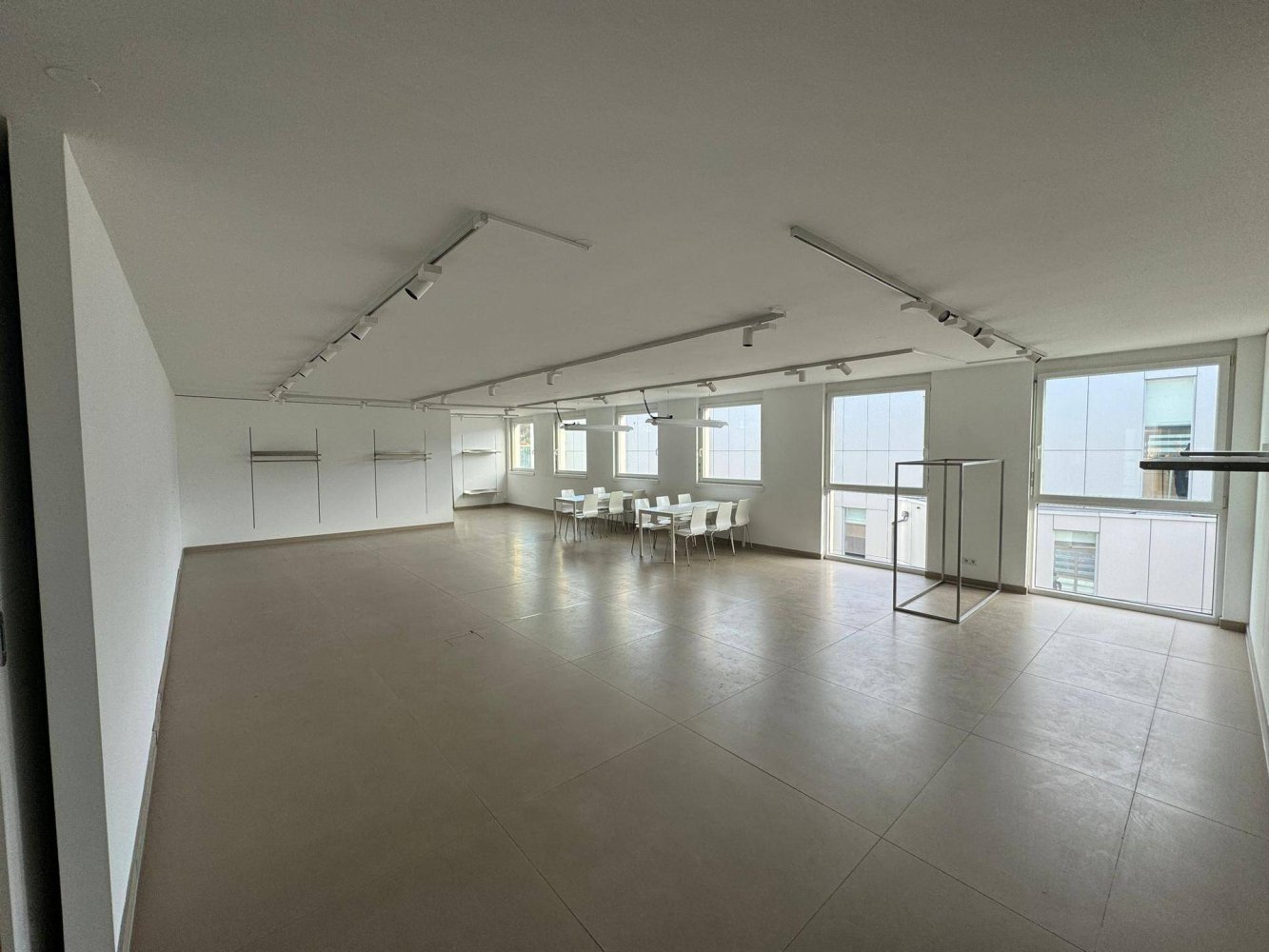 230m² Office in Salzburg, Austria No. 231785