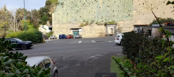 4 bedrooms House in Naples, Italy No. 98078 2