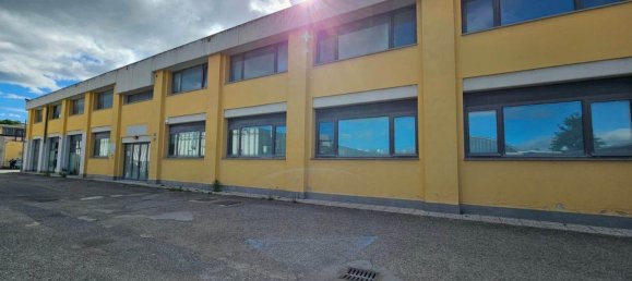 720m² Office in Borgo San Lorenzo, Italy No. 365085 14
