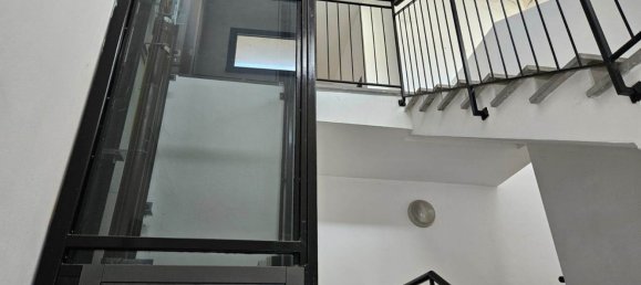 720m² Office in Borgo San Lorenzo, Italy No. 365085 12