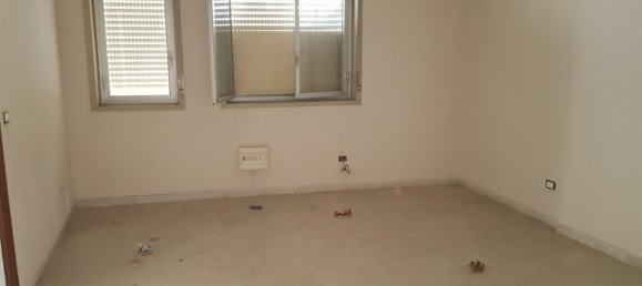 1600m² Building in Palermo, Italy No. 48845 10