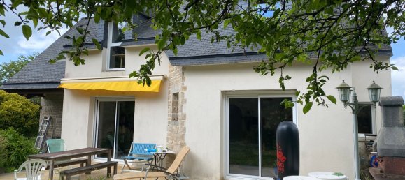 5 bedrooms Villa in Peillac, France No. 204210 2