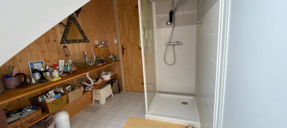 5 bedrooms Villa in Peillac, France No. 204210 24