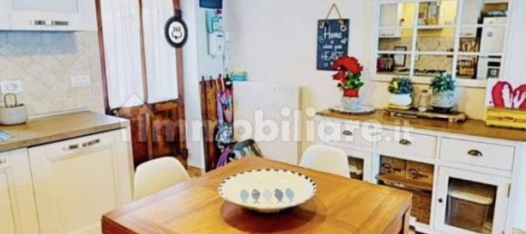 2 bedrooms Villa in Genoa, Italy No. 11347 8