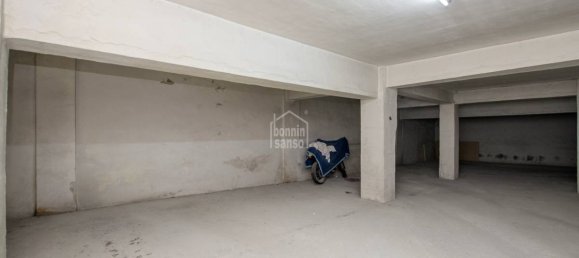 Apartamento de 3 dormitorios en Mahon, Spain No. 5113 14