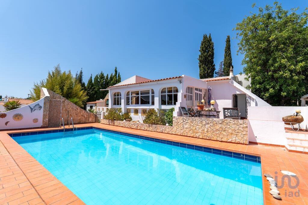 2 غرف نوم فيلا في Mexilhoeira Grande, Portugal رقم 231718