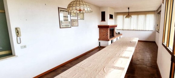 7 bedrooms House in Ponsacco, Italy No. 365066 8