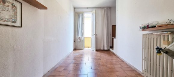 7 bedrooms House in Ponsacco, Italy No. 365066 5