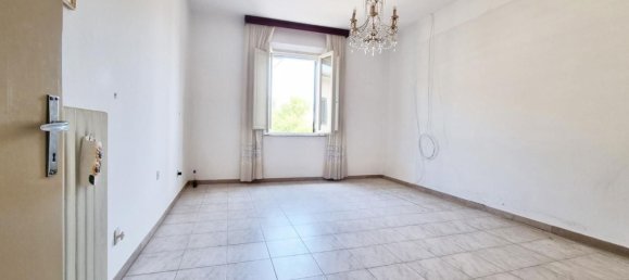 7 bedrooms House in Ponsacco, Italy No. 365066 11