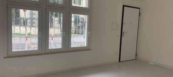 2 rooms Apartment in Rome, Italy No. 69708 5