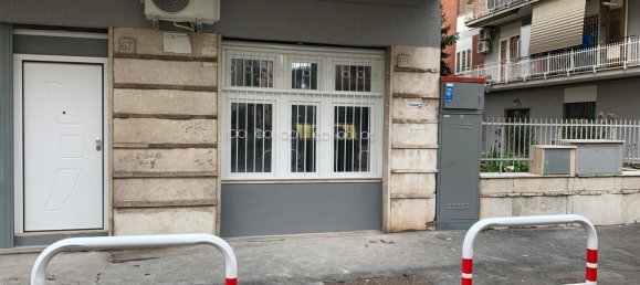 2 rooms Apartment in Rome, Italy No. 69708 4