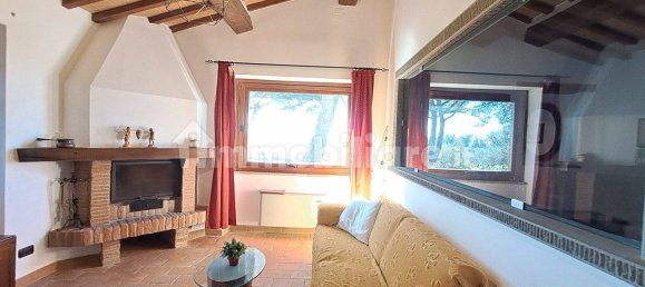5 bedrooms House in Tuoro sul Trasimeno, Italy No. 54190 14